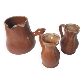 Set of 3 ceramic pitchers / milk jugs Signed Daniel Auger (Puisaye)