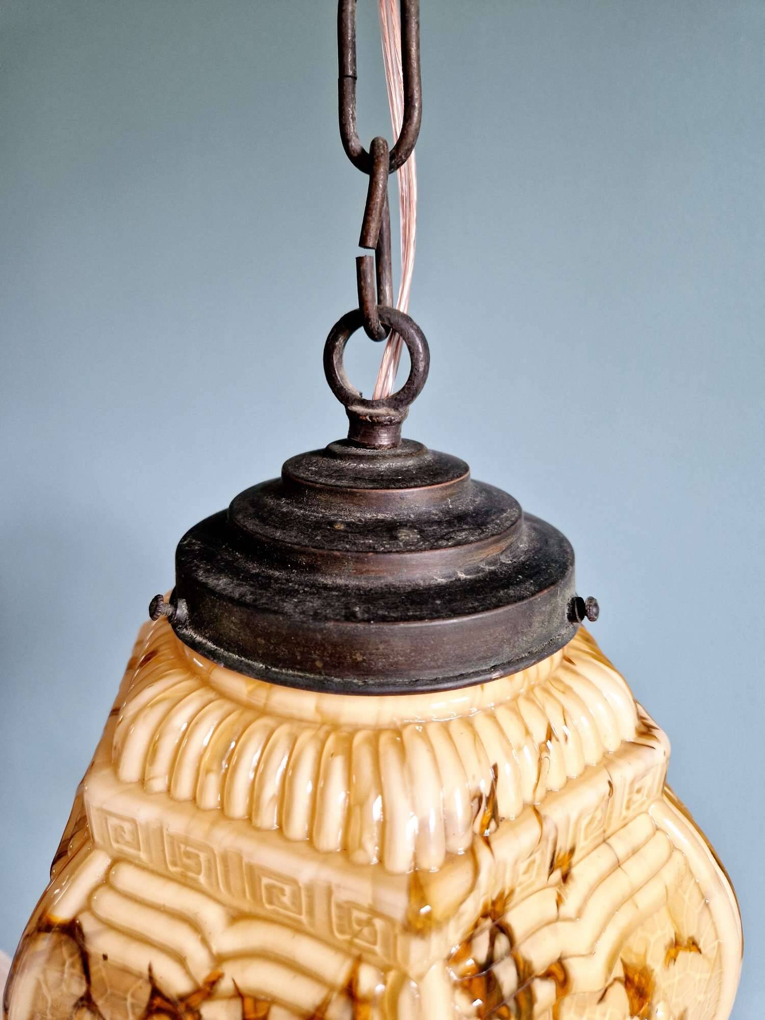 Art Deco suspension in marbled opaline, 1920s-30s