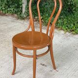 Round curved wood bistro chair