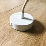 Opaline suspension with lace