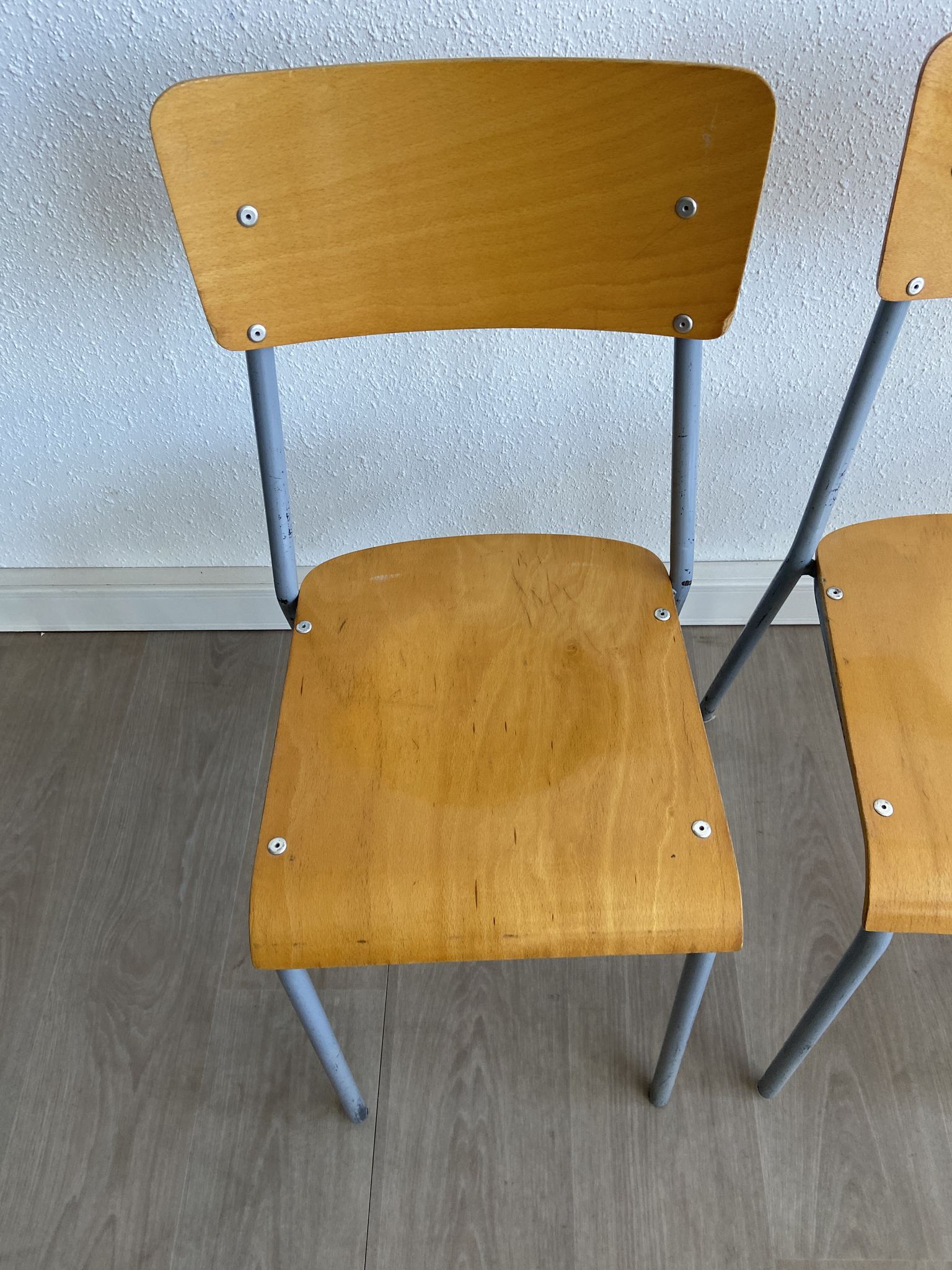Set of 10 school chairs 70s