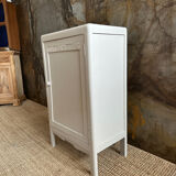 Linen sideboard