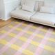Tapis en jute à rayures roses et jaunes