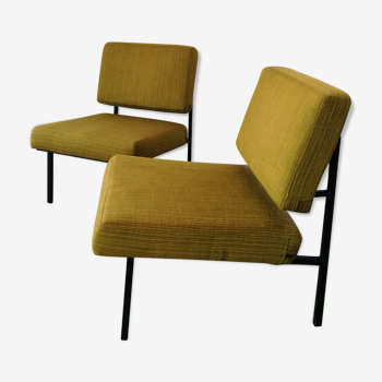 pair of André Simard armchairs for Airborne