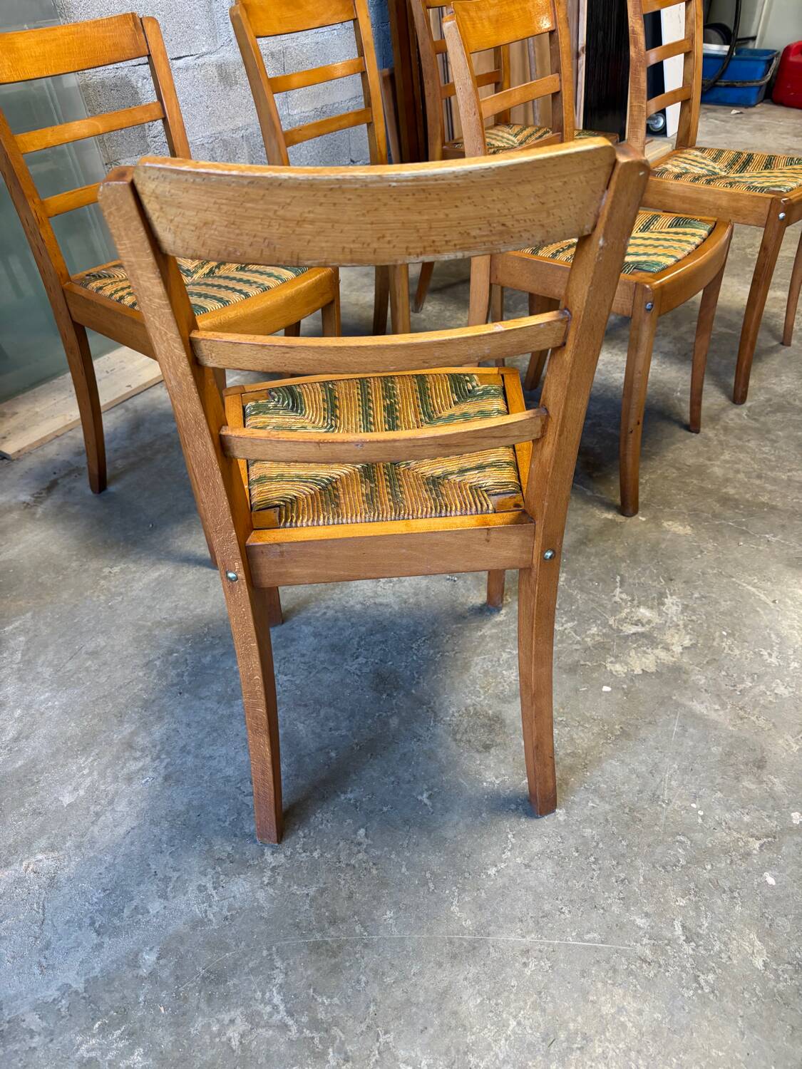Monobloc bistro chairs