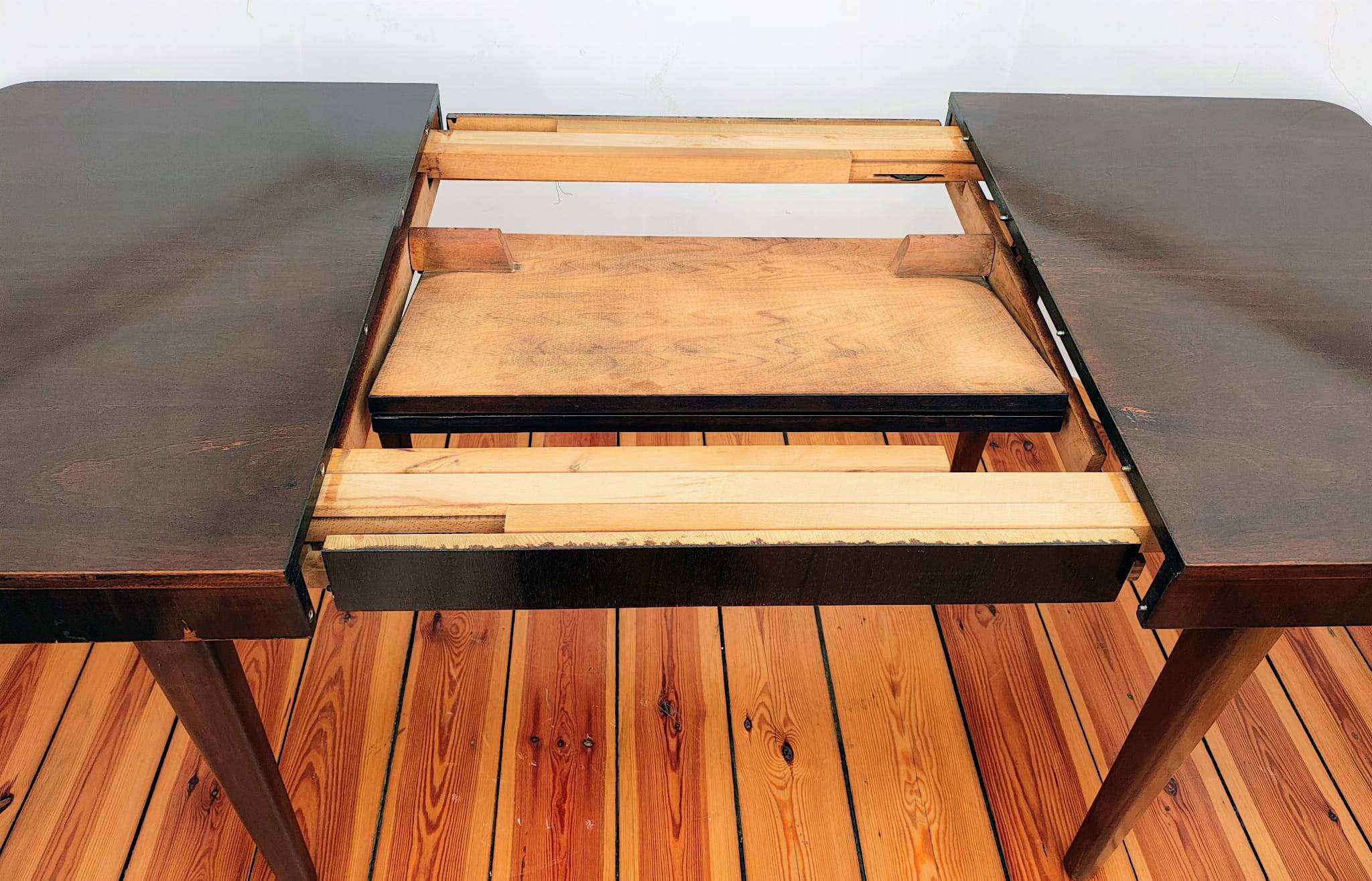 Czechoslovakian Extendable Dining Table by Jindřich Halabala for Up Závody