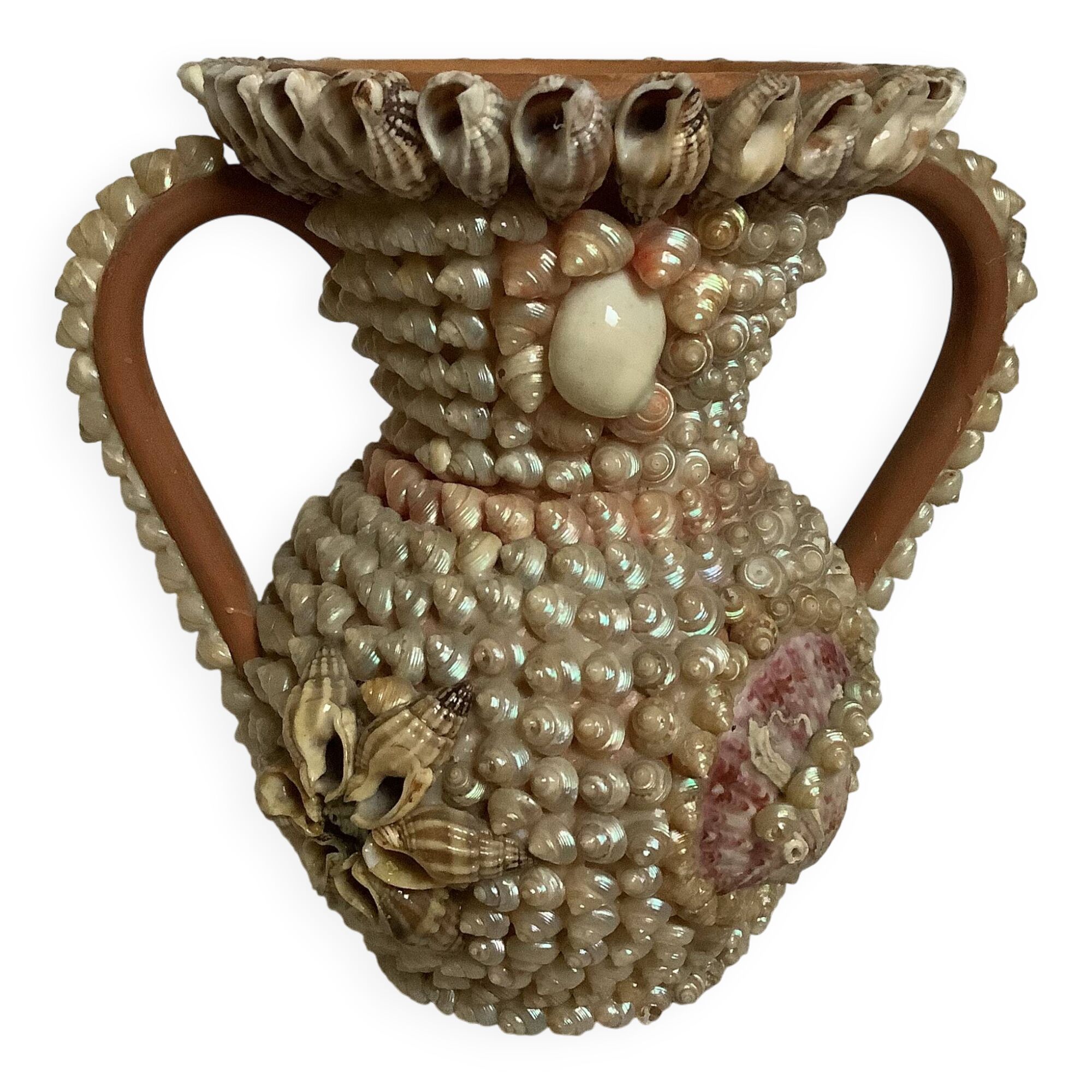 Shell vase folk art