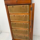 Cardboard maker Louis Philippe