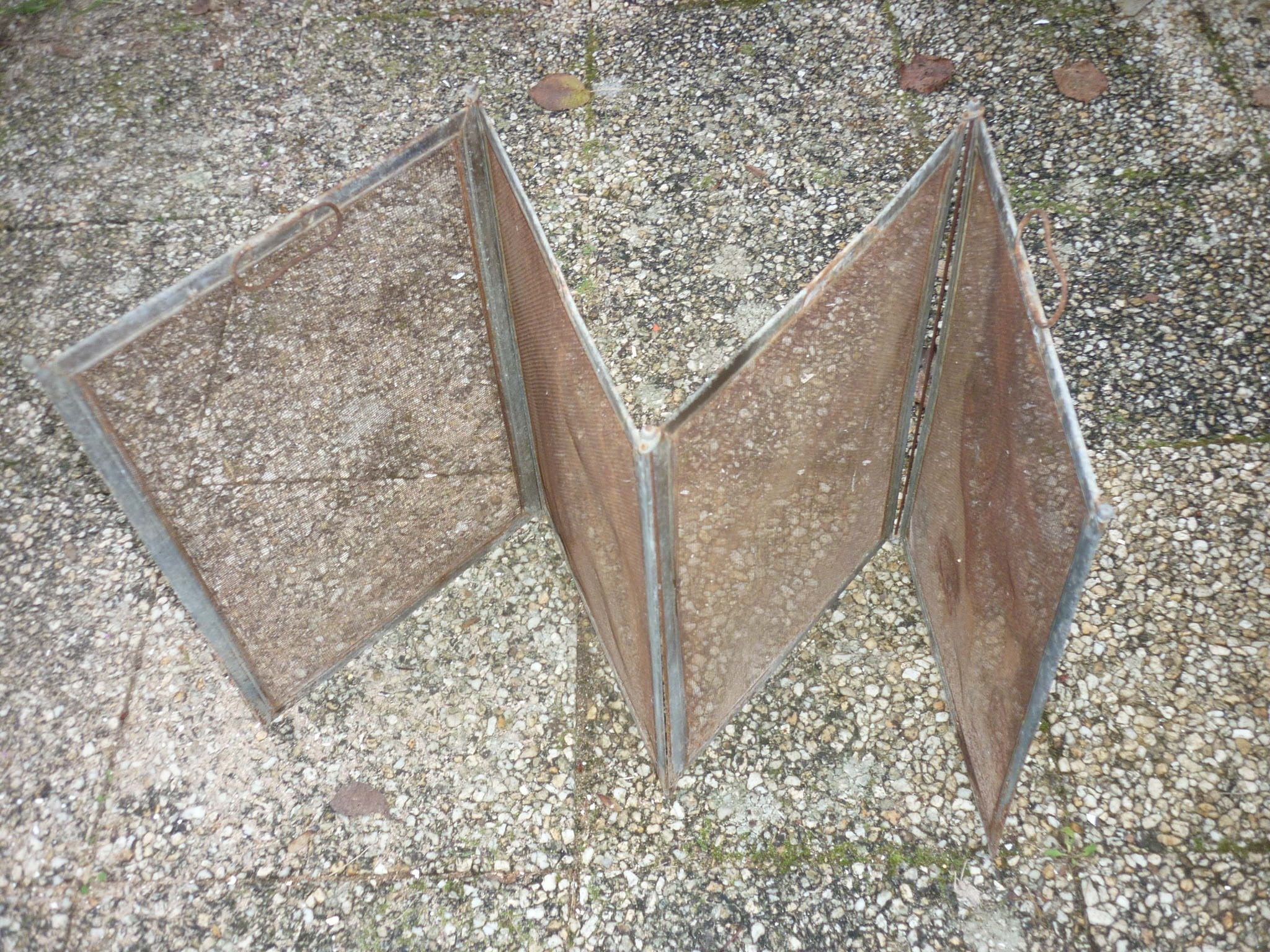Pare feu ancien avec poignées 4 vanteaux