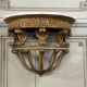 Console en bois sculpté de style Louis XVI vers 1900
