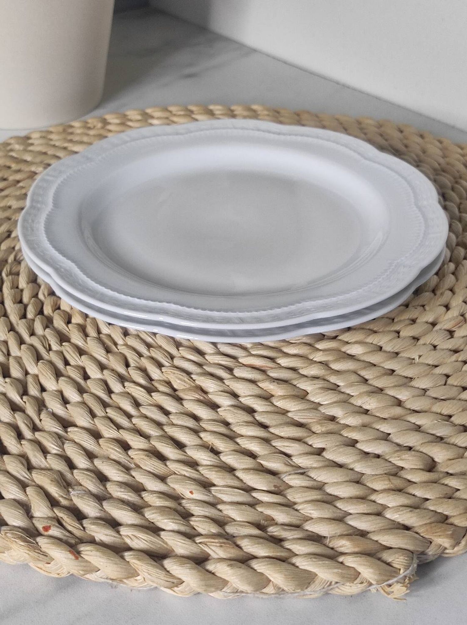 Assiettes à dessert en porcelaine