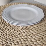 Dessert plates in porcelain