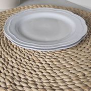 Assiettes à dessert en porcelaine