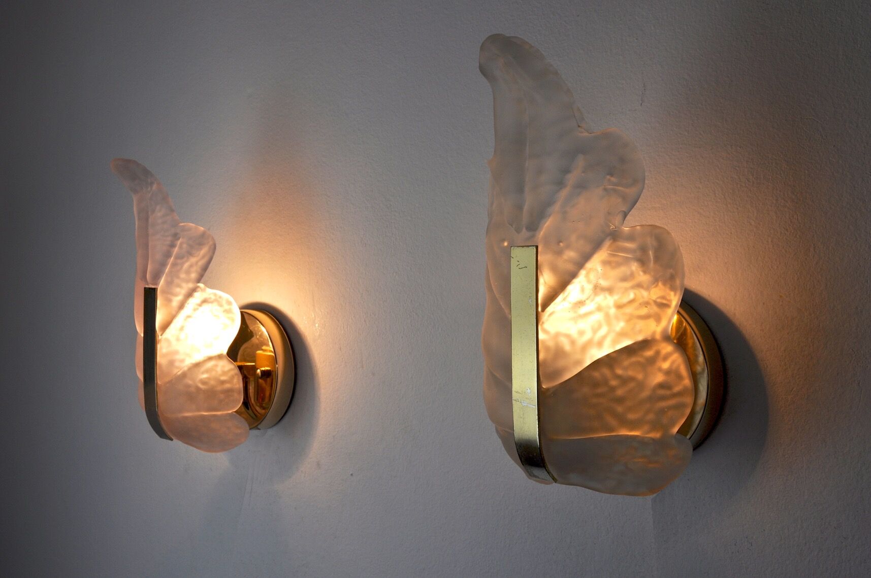 Pair of "leaf" wall lamps by Carl Fagerlund, purple Murano glass, Germany, 1970