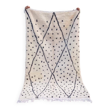 Tapis berbere fait main traditionnelle taille 150 x 250 cm