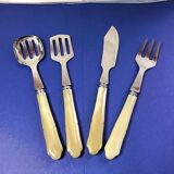 Set of 4 serving cutlery for fish
