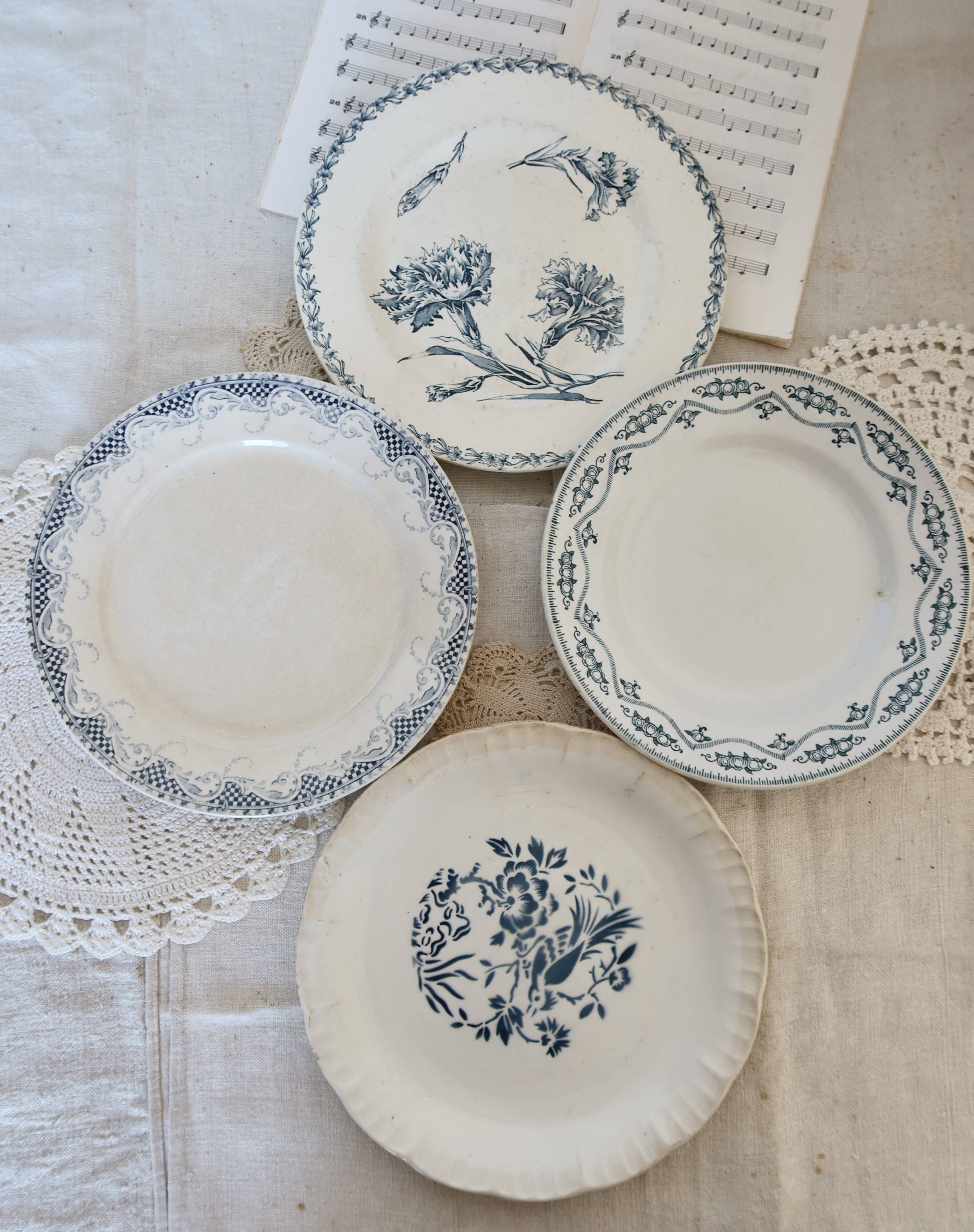 4 old flat plates iron earth blue earthenware mismatched