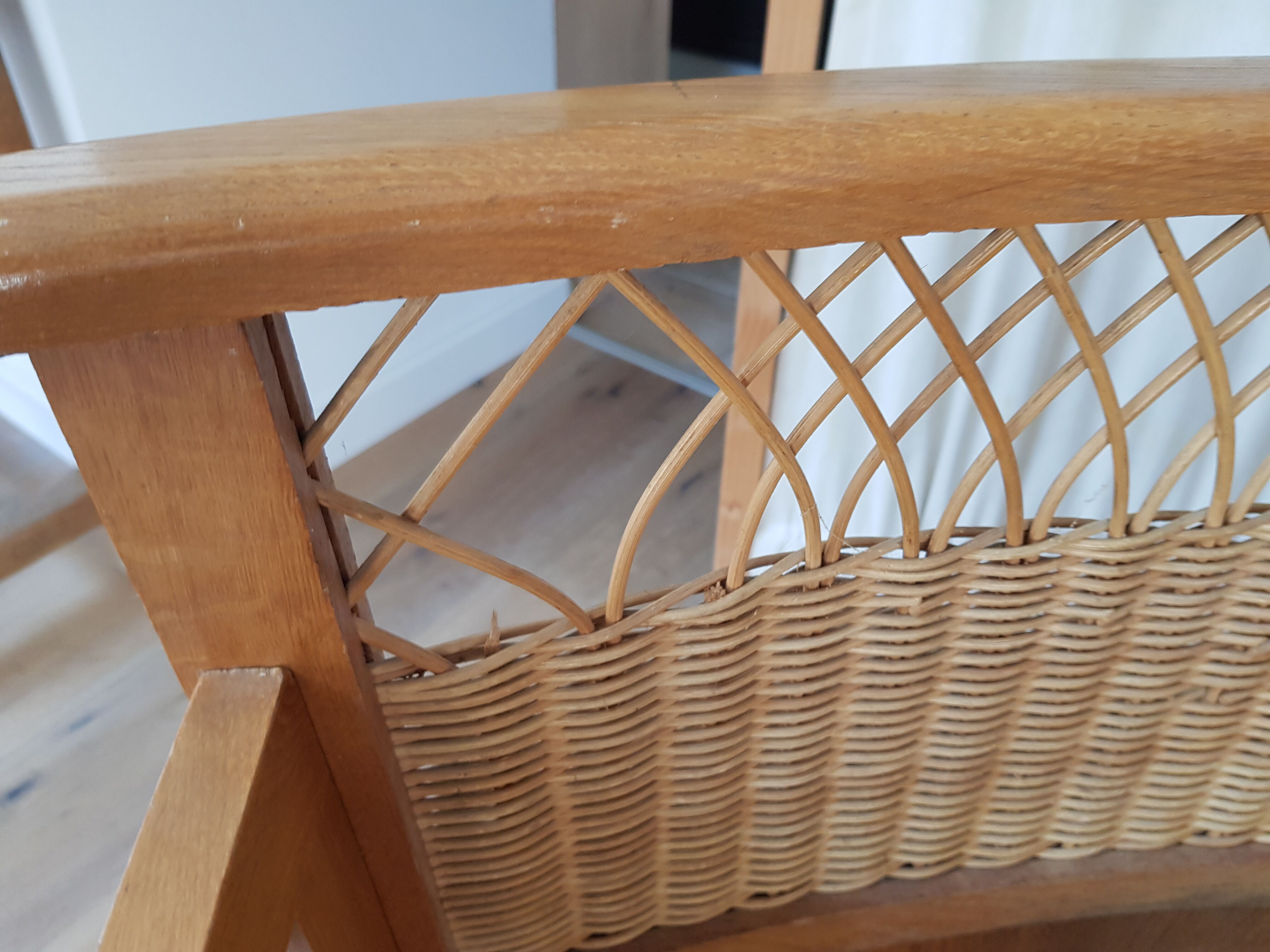 Vintage rattan cot