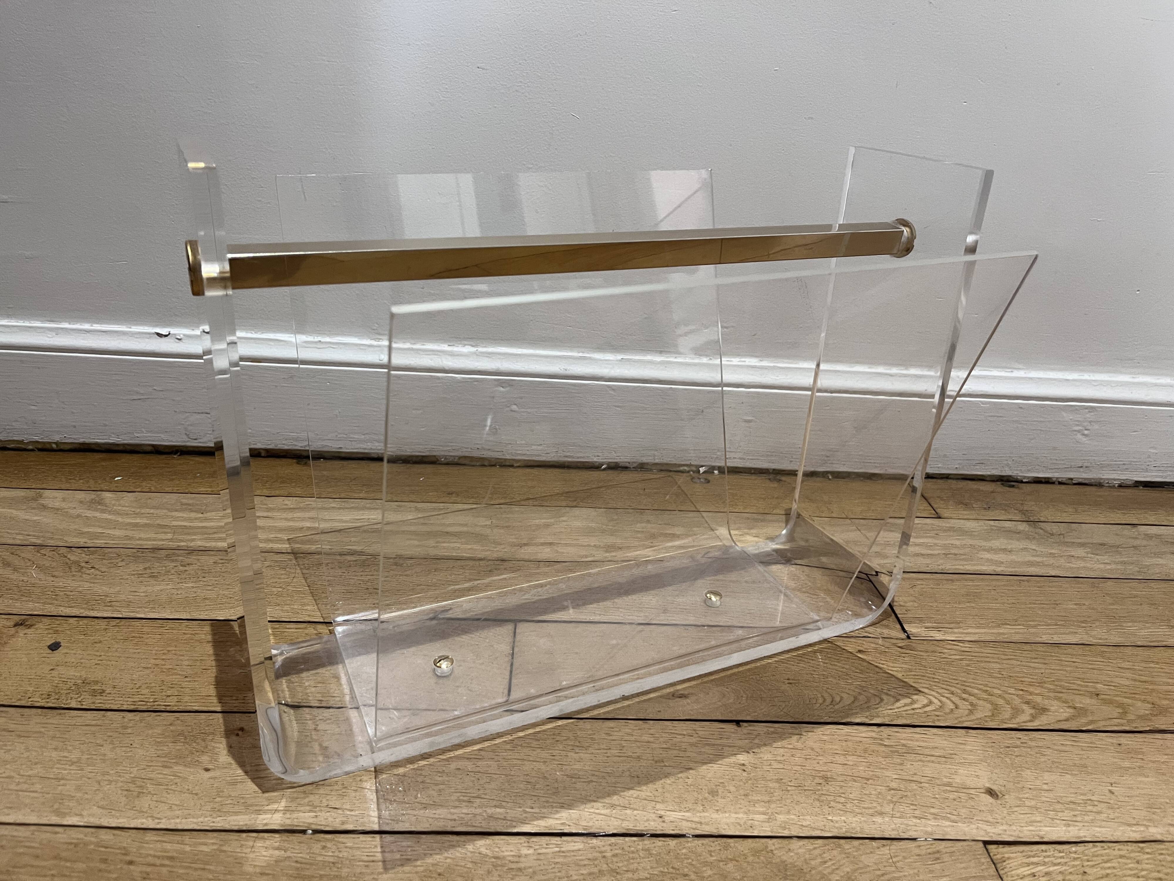 Porte revue David Lange for Roche Bobois