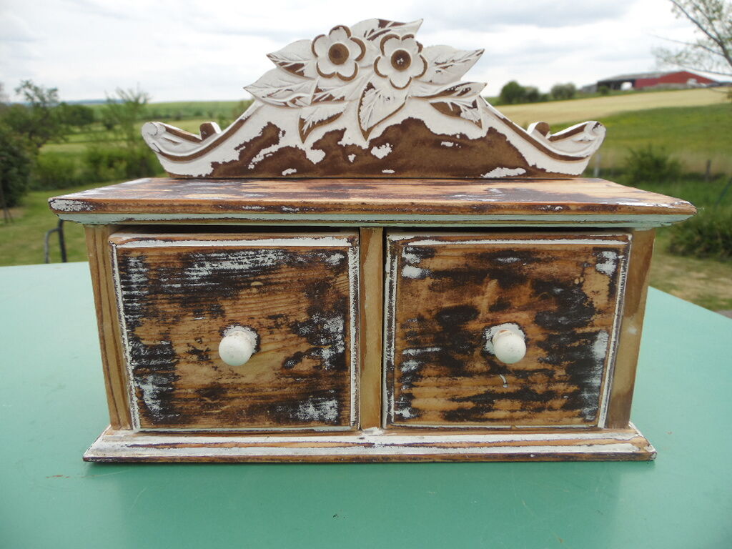 Decorative cabinet 2 drawers