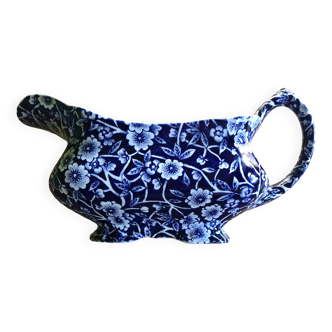 Sauce boat