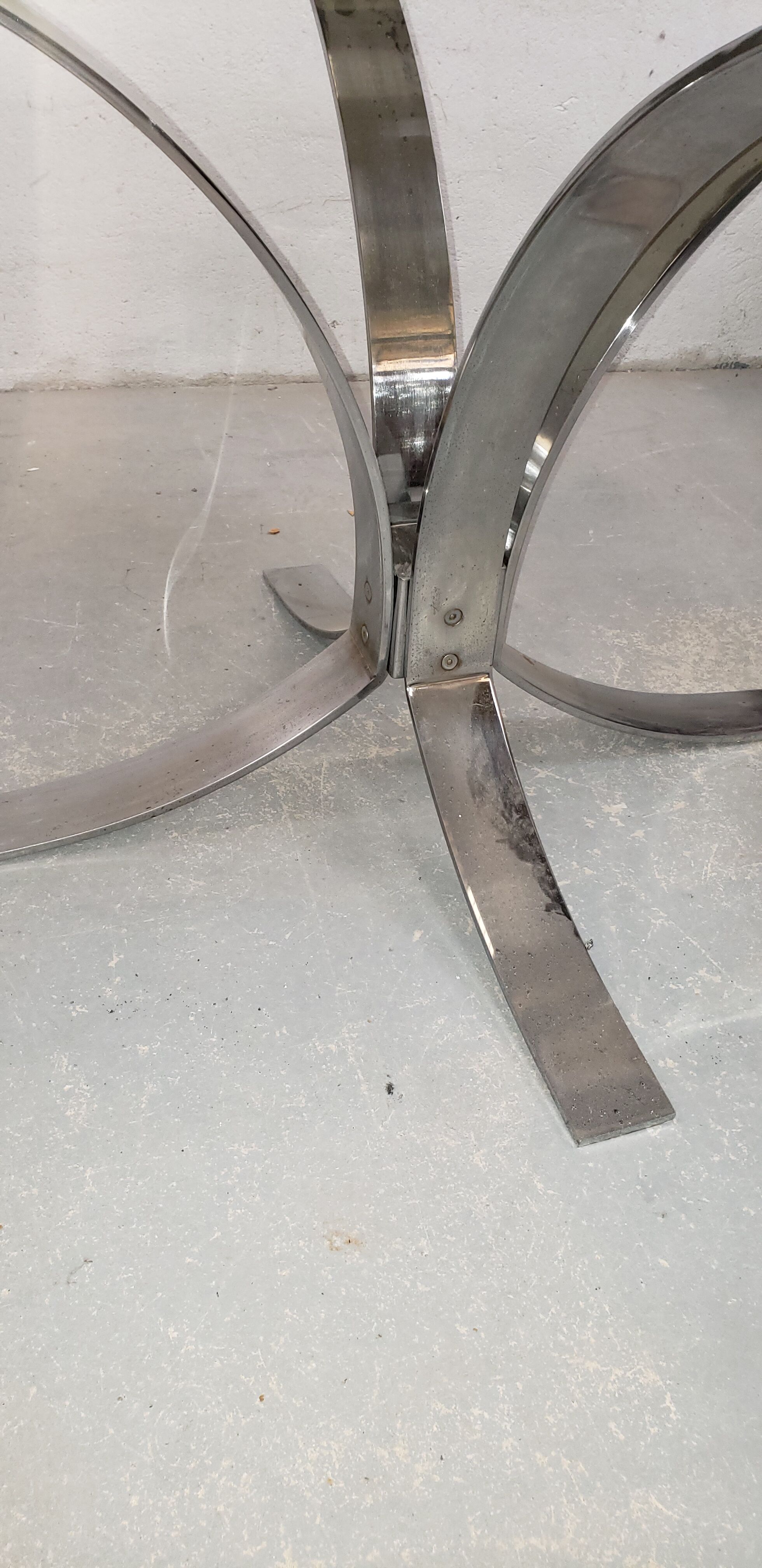 Round panel chrome smoked glass 70 years