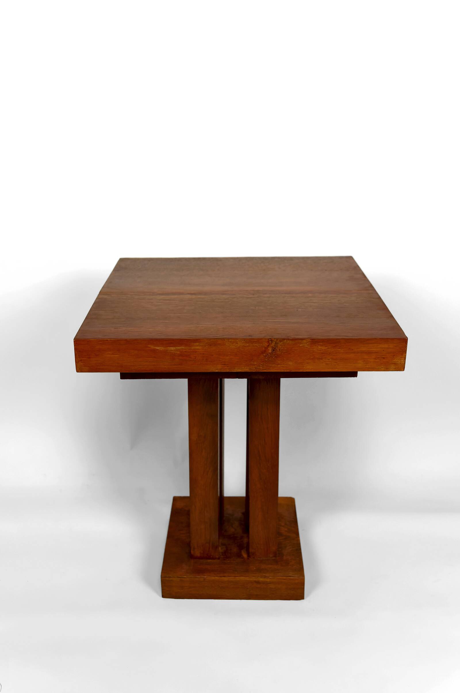Guéridon en Chêne Massif, Art Déco Moderniste, France, Circa 1930