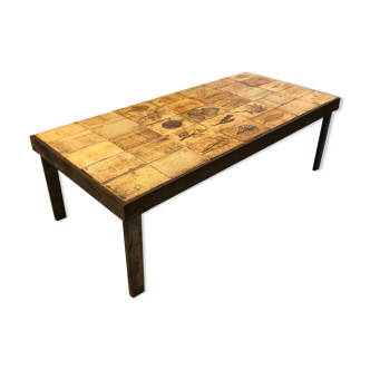 Capron tiled coffee table