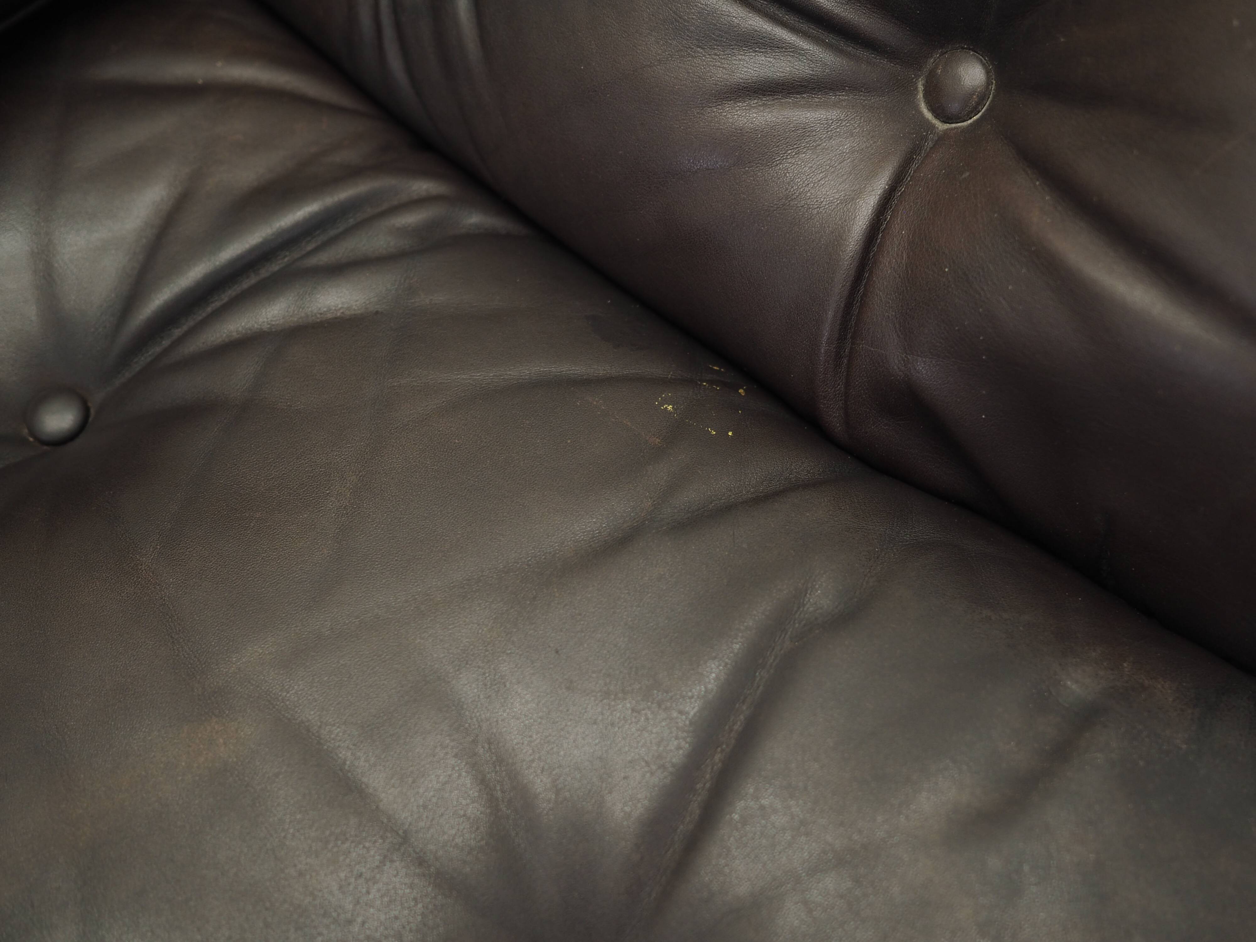 Armchair with castors, Italian design, 1970s, production: Italy