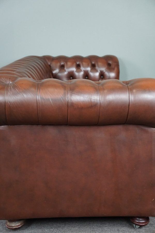 Chesterfield sofa 2.5 seats