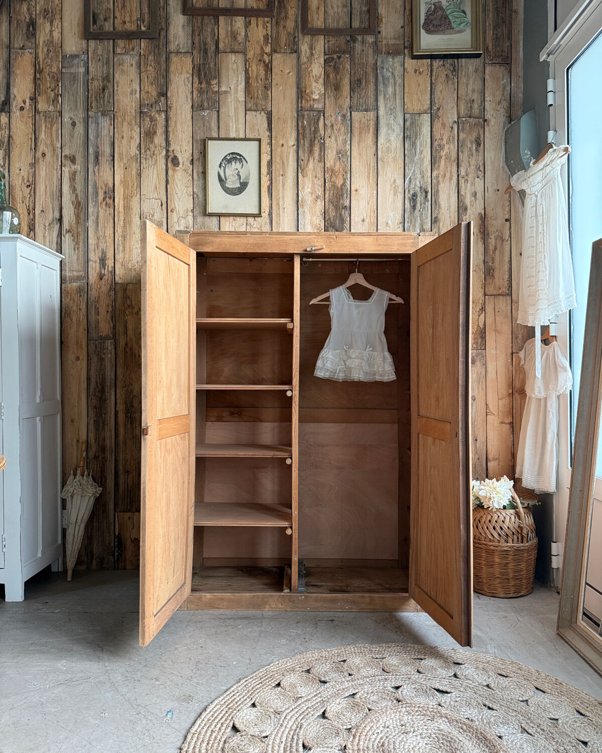 Small Parisian wardrobe