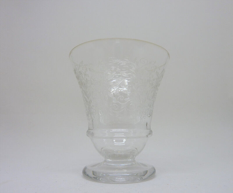 9 old glasses engraved with leaf decoration