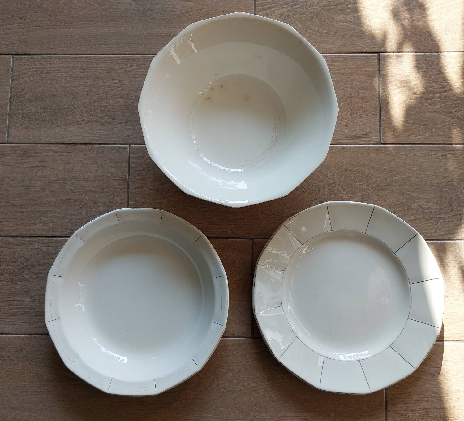 Sarreguemines serving dish