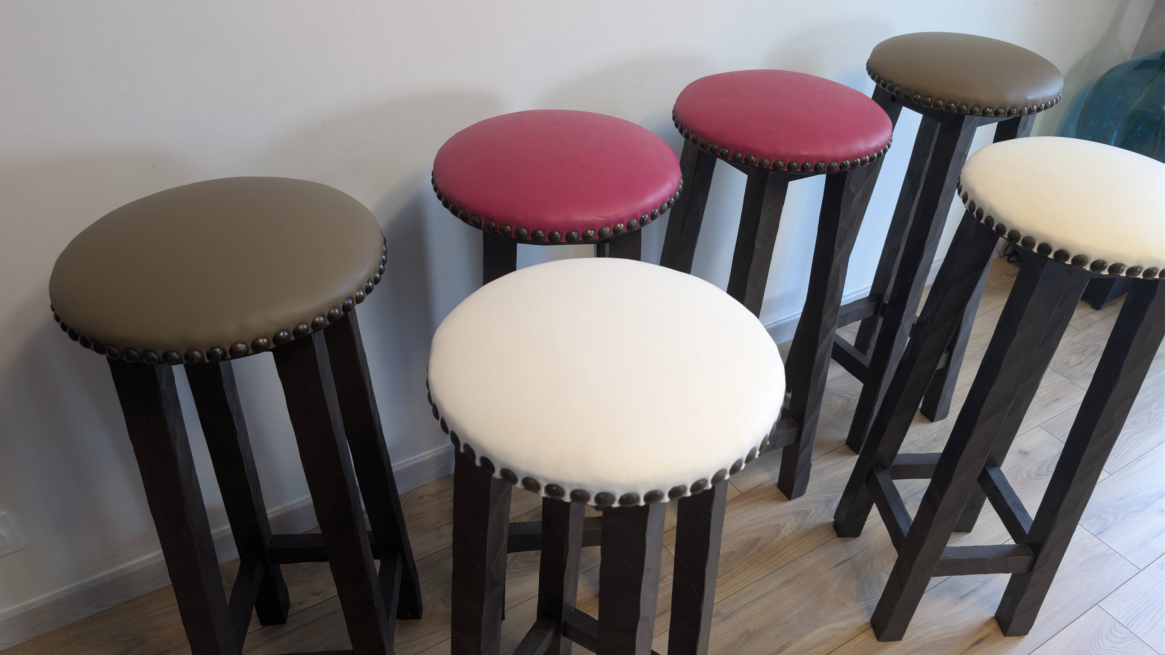 Set of 6 wooden bar stools — bistro style & distressed wood