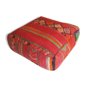 Red Pouf azilal berbere