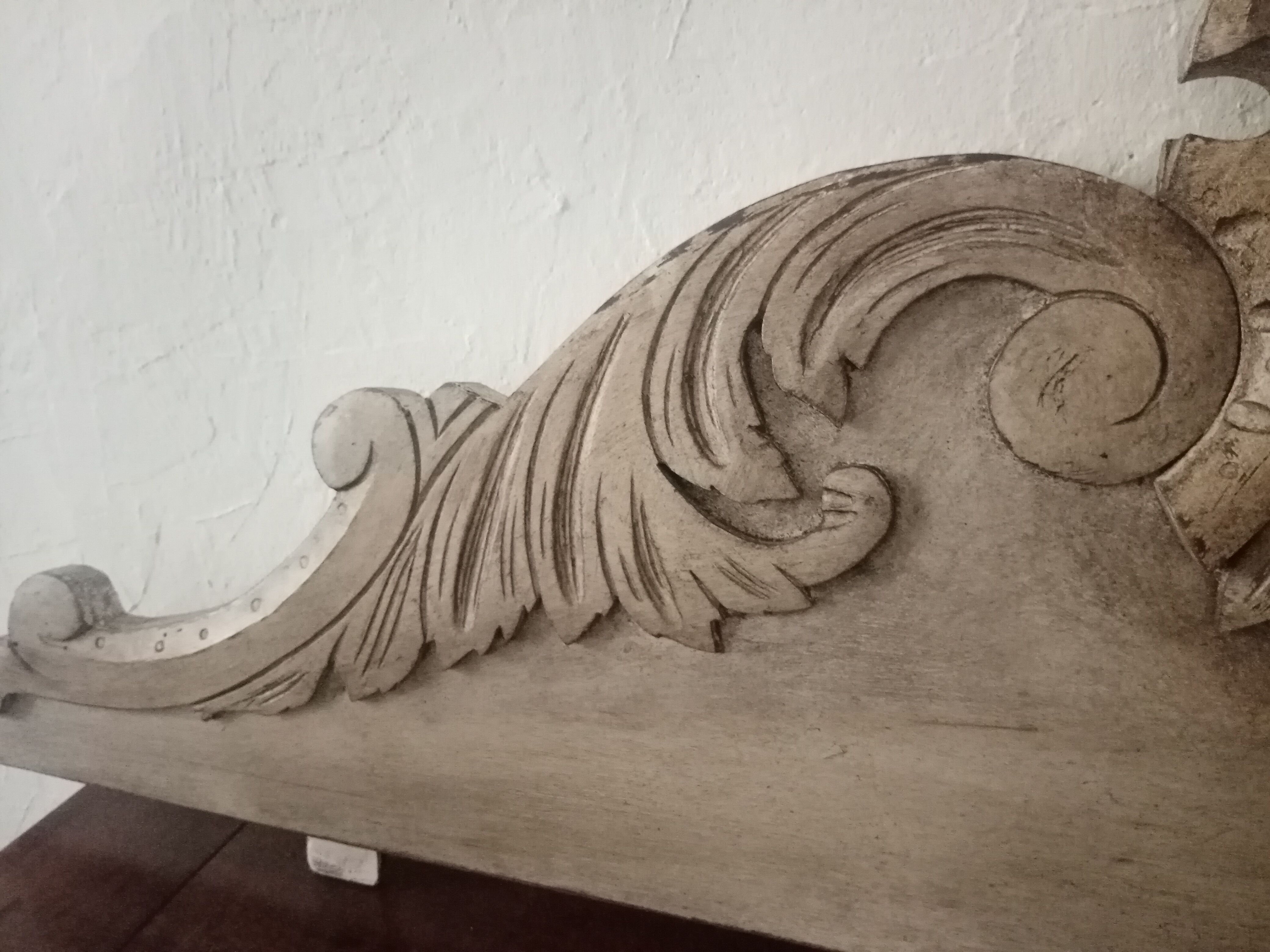 Wooden frontwood patina