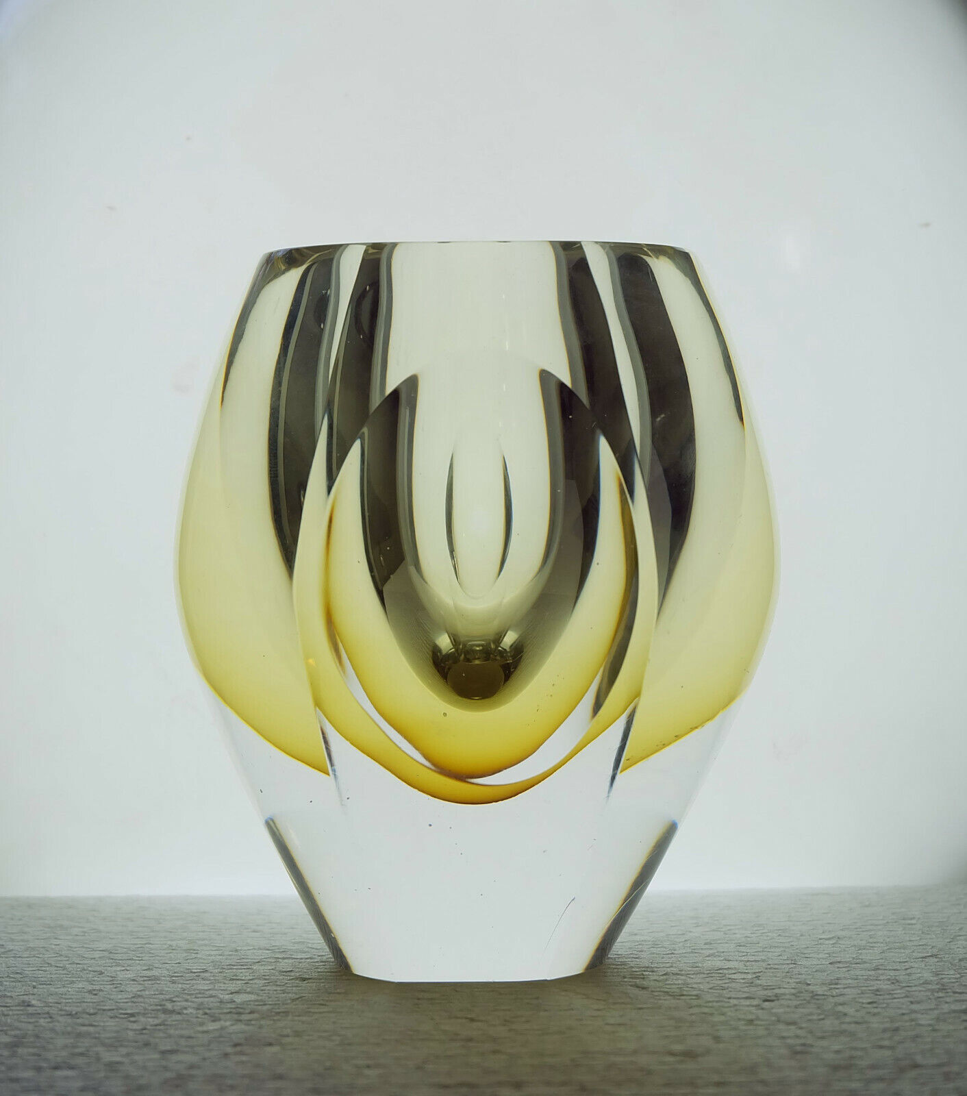 Vase de Mona Morales Schildt pour Kosta, Suède 1950