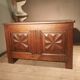 Diamond point chest
