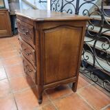 Curved chest of drawers in Louis XV style oak