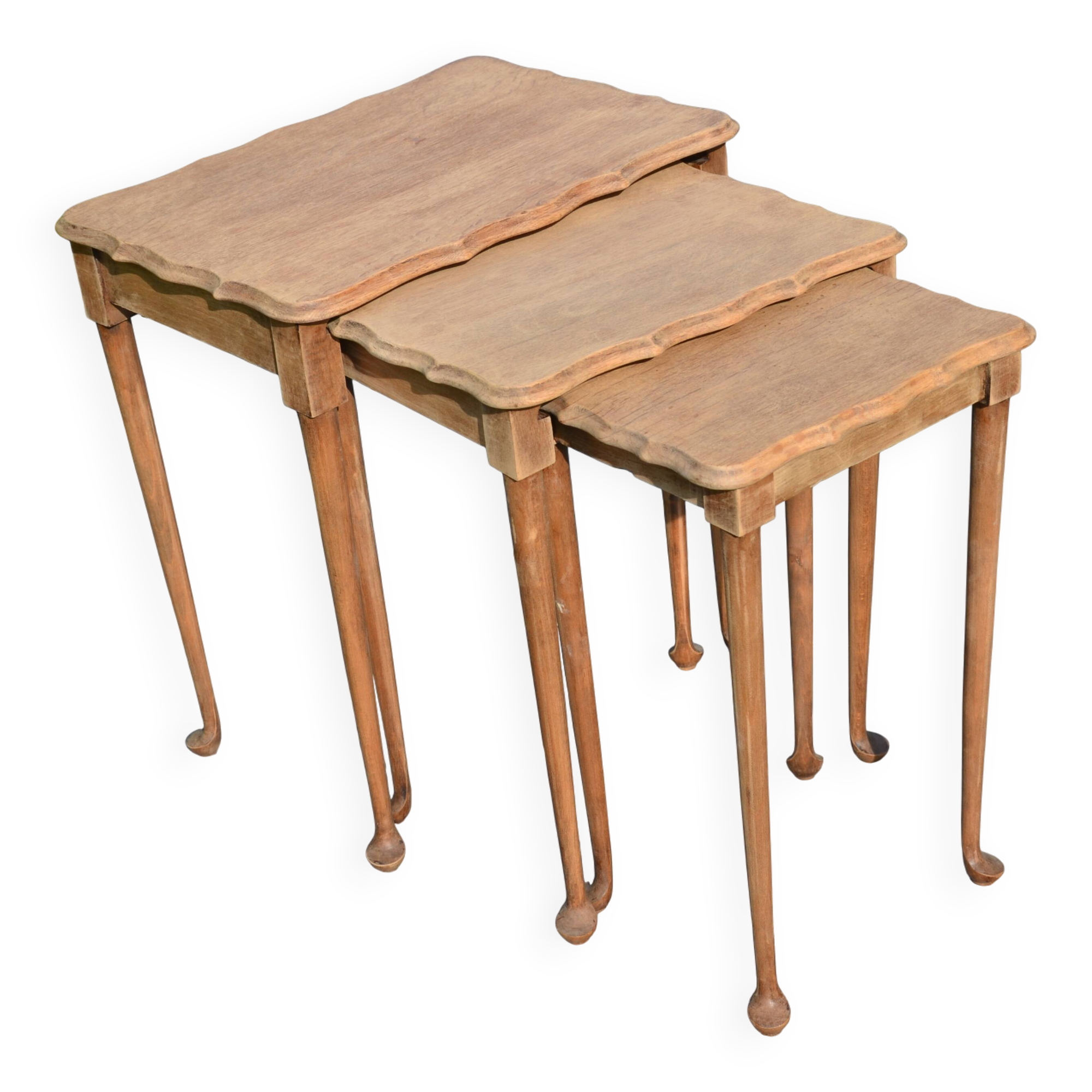 Nesting tables in oak from the 1930s.
