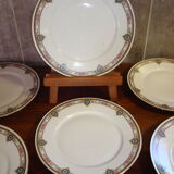 6 flat porcelain plates, "B.F Limoges" garlands of roses and geometric frieze, lot 1.