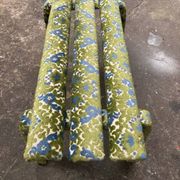Banc en velours fleuri