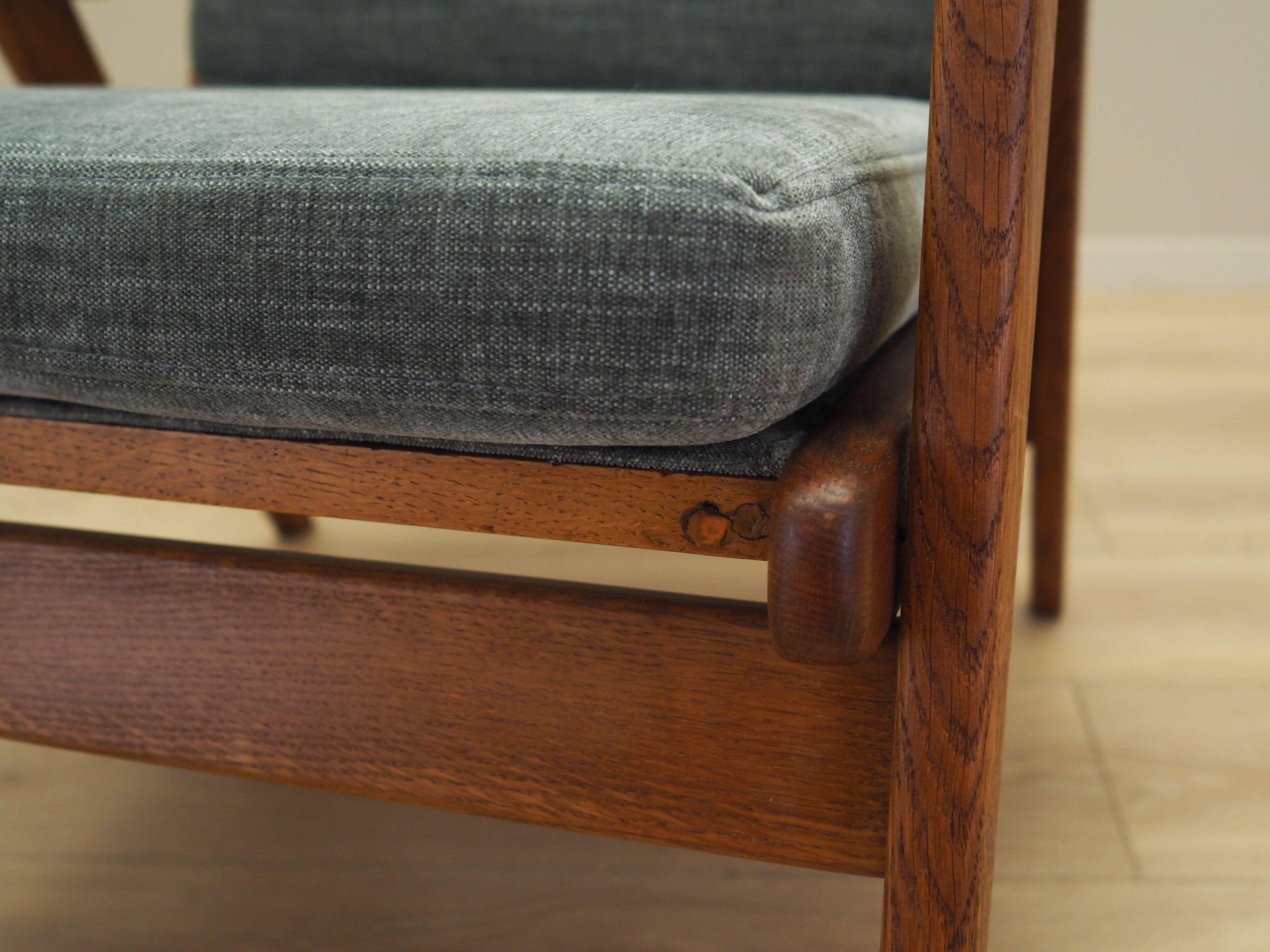 Fauteuil en chêne, design danois, années 1970, production : Danemark