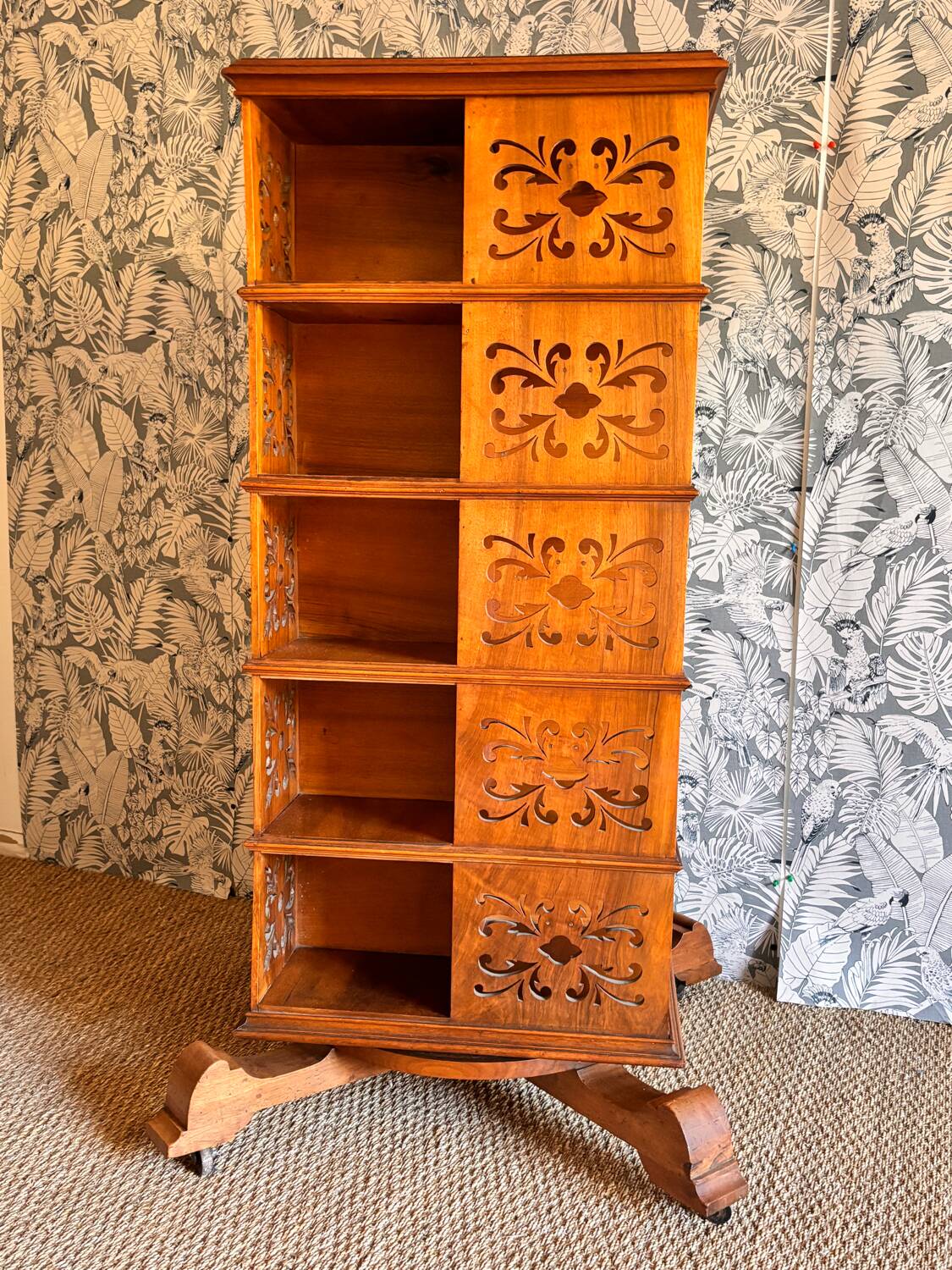 Late 19th century walnut revolving bookcase