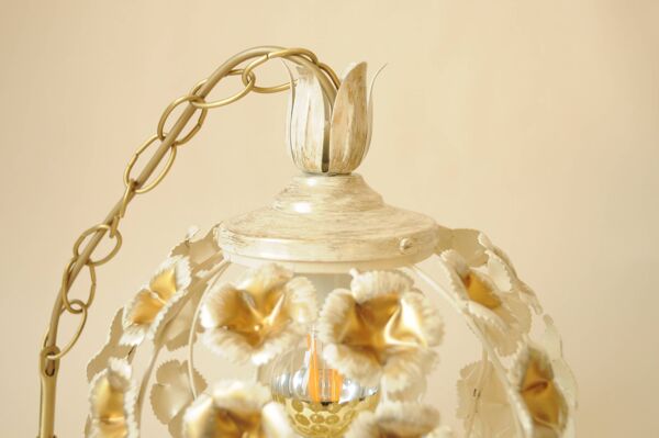 Lustre boule fleurs - suspension luminaire floral vintage métal doré