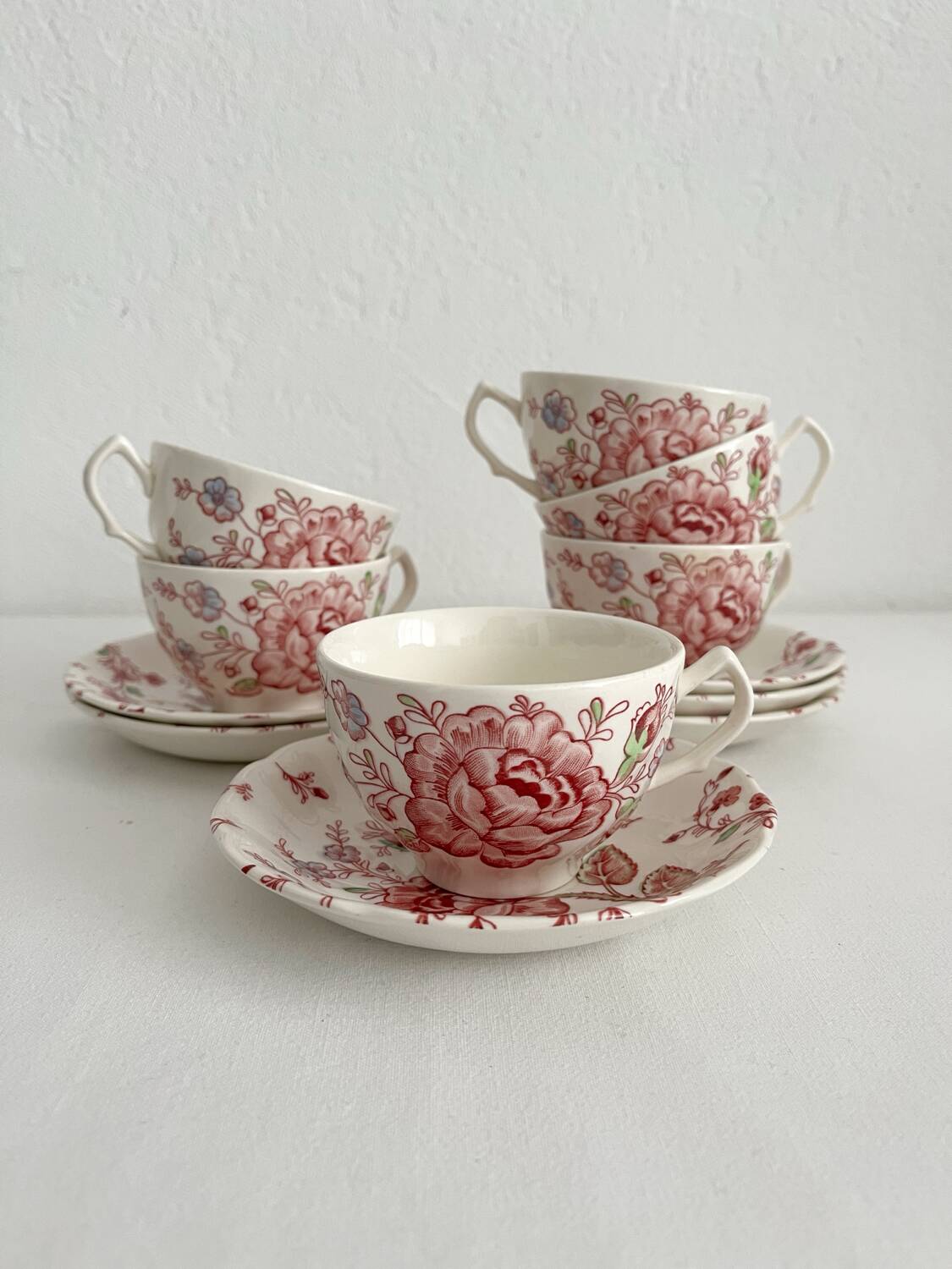 6 Johnson Brothers "Rose Chintz" English earthenware mugs