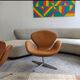 Pair Arne Jacobsen Swan chairs by Fritz Hansen