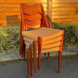4 Niels Otto Møller chairs model 71