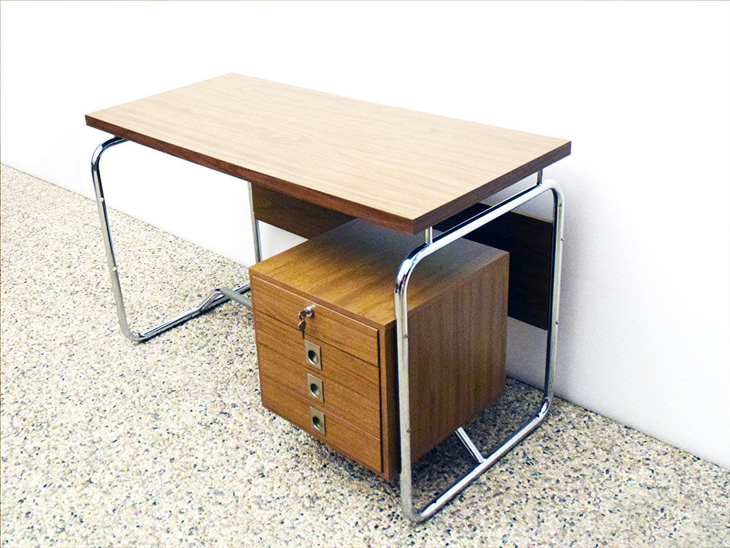 Bauhaus style desk, 1960's Italian production