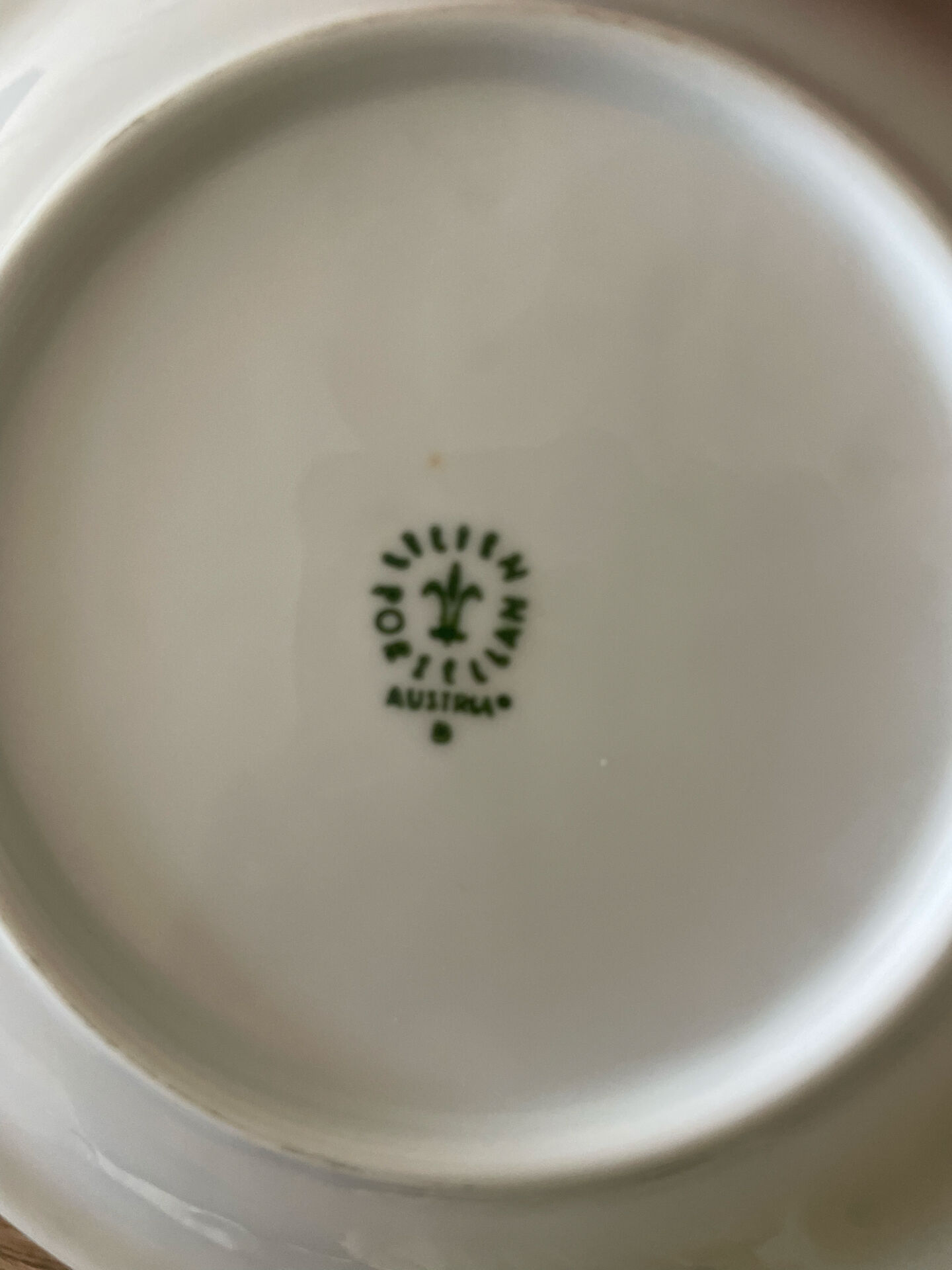Cup and saucer in porcelain